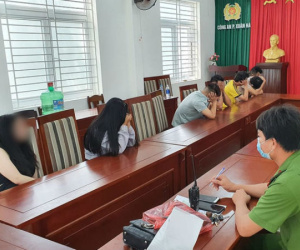 Quán karaoke vẫn 'điều đào' phục vụ 'thượng đế' trong lúc đóng cửa phòng dịch Covid-19