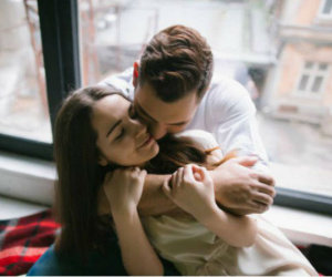 Vợ chồng Hà Nội hâm nóng tình cảm mùa dịch