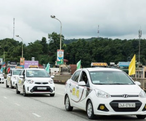 Lào Cai tạm dừng hoạt động xe taxi đi Hà Nội và ngược lại