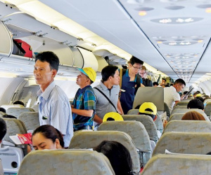 Giá vé máy bay tăng gấp 4-5 lần giữa dịch Covid-19