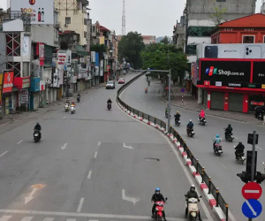 Các điểm nóng ùn tắc của Hà Nội trong ngày đầu tiên thực hiện cách ly toàn xã hội ra sao?