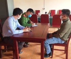 Không đeo khẩu trang còn lên mạng thách thức ‘thằng nào dám phạt tao’