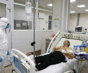 Bác ruột bệnh nhân 17 và 2 ca mắc Covid-19 nặng đã có 3 lần xét nghiệm âm tính