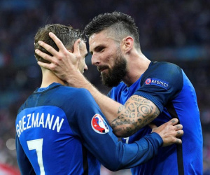 Griezmann lên tiếng bảo vệ Giroud sau phát ngôn 'cà khịa' từ Benzema