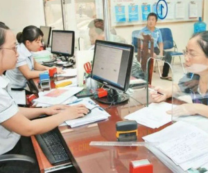 Bộ Nội vụ đề xuất tăng lương cho những ai từ ngày 1/7/2020?