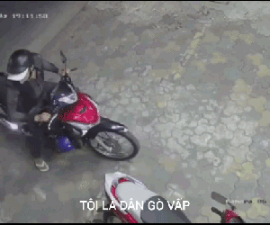 Video: Bẻ khóa thành công, tên trộm vẫn phải cuống cuồng vứt xe bỏ chạy