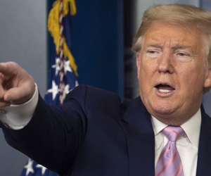 Trump cảnh báo 'hai tuần chết chóc'