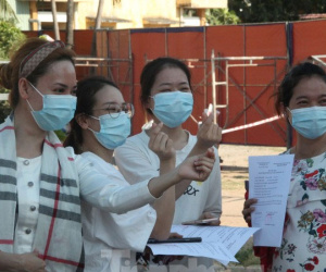 Rời nơi cách ly, cô gái Hàn Quốc nói ‘em lỡ yêu chú bộ đội mất rồi’