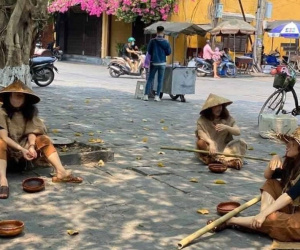 Vụ đi xe sang giả làm 'ăn mày': Người nhà ông Phan Văn Anh Vũ xin lỗi Hội An