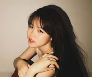 'Bạn gái tin đồn mới' đăng đàn đầy ẩn ý giữa lùm xùm người thứ ba chen chân vào mối quan hệ Quang Hải - Nhật Lê