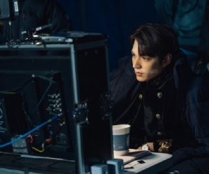 The King: Hậu trường đẹp hút hồn của Lee Min Ho và Kim Go Eun, fan chờ mong ngày lên sóng