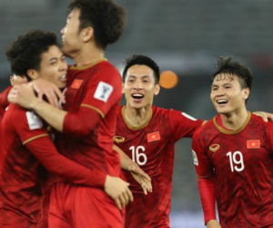 Bóng đá đóng băng, Việt Nam vẫn dẫn đầu Đông Nam Á