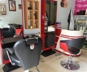 Gội đầu cho khách trong ngày cách ly, tiệm làm tóc bị phạt 6,5 triệu đồng