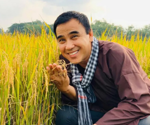 MC Quyền Linh: 'Báu vật' trong biệt thự 21 tỷ và cái cúi đầu thật thấp để được bình an