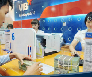 'Các ngân hàng đang rất dễ cho vay, nhưng doanh nghiệp đừng thấy dễ vay mà cứ thế vay, chạy theo lãi suất'