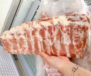 Vì sao người tiêu dùng nghi ngại với thịt lợn nhập khẩu?