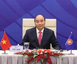 Thủ tướng Nguyễn Xuân Phúc kêu gọi ASEAN đoàn kết chống Covid-19