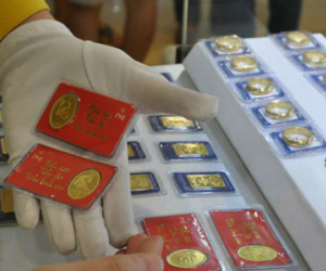 Giá vàng tăng vọt lên mức cao nhất 7 năm, vượt xa 1.700 USD/ounce