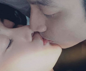 Phương Oanh 'Quỳnh búp bê' khoe khoảnh khắc hôn bạn trai