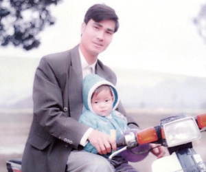 Cô gái khoe có bố nam thần, nhưng nhan sắc ông ngoại tuổi 50 mới là điều khiến mọi người sửng sốt
