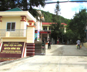 Thiếu nữ mắc Covid-19 ở Hà Giang từng tiếp xúc người làm thuê bên Trung Quốc