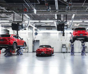 Không thể sản xuất máy thở, Mazda chọn cách này để chống COVID-19