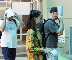 'Bệnh nhân 22' âm tính trở lại khi về Anh