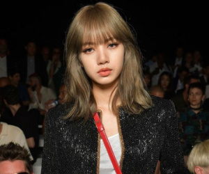 BST đồ hiệu bóc giá đến đâu 'phỏng tay' đến đó của Lisa: Món 'bình bình' cỡ 500 triệu, món đắt nhất tận hơn 1 tỷ!