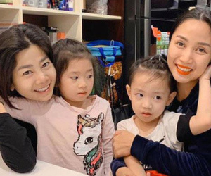 Ốc Thanh Vân: Từ nay con chị uống sữa gì, mặc đồ gì thì Lavie có cái đó