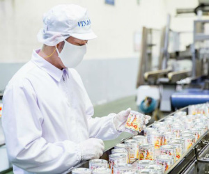 Vượt trở ngại Covid, Vinamilk xuất khẩu sữa qua Trung Quốc