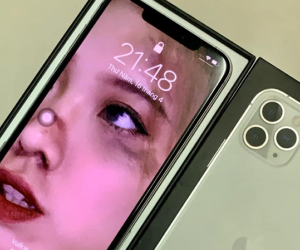 Gái xinh được trai Tinder tặng iPhone 11 XS Max sau nửa tháng match nhau: 'Bạn ấy chưa hề có ý gì với mình, chắc thời tới cản không kịp'