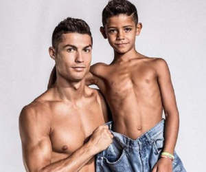 Không phải Messi, đối thủ lớn nhất đe dọa vị thế của Ronaldo chính là… cậu con trai