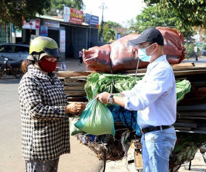 Đắk Lắk có 8 'ATM gạo nghĩa tình' hỗ trợ người nghèo trong thời gian dịch bệnh