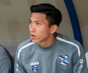Đoàn Văn Hậu muốn ở lại Heerenveen
