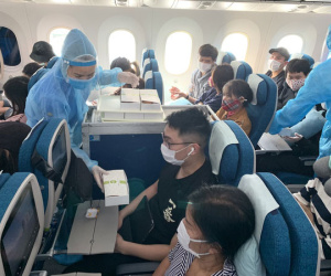 Đưa 300 công dân Việt Nam từ Nhật Bản về nước