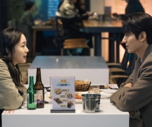 'Quân vương bất diệt' tập 3: Lee Min Ho - Kim Go Eun hẹn hò sau khi cầu hôn?