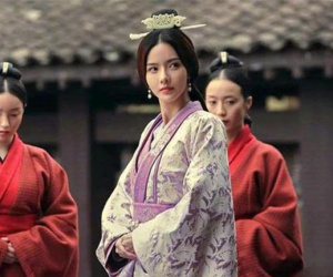 Tào Tháo có 7 người con gái xinh đẹp như tiên nhưng lại được gả cho cùng 1 người đàn ông, rốt cuộc là tại vì sao?