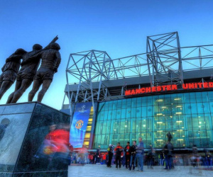 MU lên kế hoạch 'trùng tu' SVĐ Old Trafford