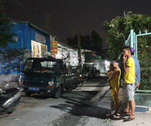Mâu thuẫn trong lúc nhậu ngày nghỉ lễ, 1 người bị bạn đâm nguy kịch ở Bình Dương
