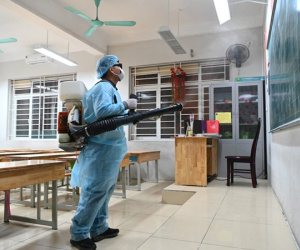 Hà Nội: Các trường học tất bật chuẩn bị đón học sinh đi học trở lại