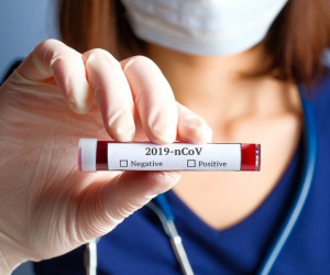 Nhật Bản sắp cấp phép thuốc điều trị Covid-19 đầu tiên