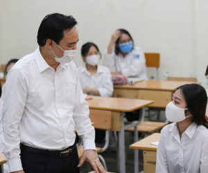 Bộ trưởng Phùng Xuân Nhạ: Không tạo tâm lý căng thẳng khi học sinh trở lại trường