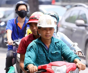 Bất chấp quy định, nhiều người vẫn không thực hiện đeo khẩu trang khi ra đường