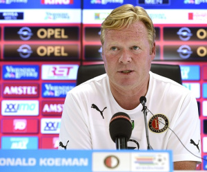 Huyền thoại Barca Ronald Koeman lên cơn đau tim, nhập viện khẩn cấp