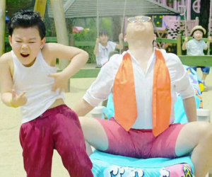8 năm sau hit Gangnam Style, cậu bé 'Psy nhí' có mẹ người Việt Nam giờ đã lớn phổng phao và có cuộc sống rất khác