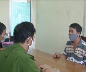 Tranh giành cuốc taxi, tài xế đâm chết đồng nghiệp