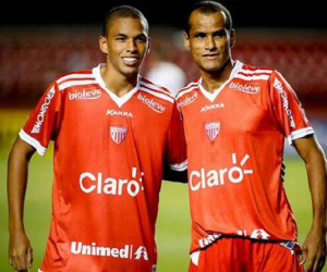 Con trai Rivaldo từ chối khoác áo CLB TP.HCM