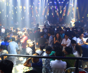 Kiến nghị cho các khu vui chơi, giải trí, cơ sở làm đẹp, karaoke, quán bar,… hoạt động trở lại