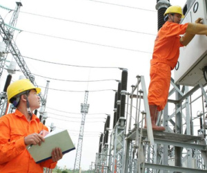 Vì sao bộ Công Thương xin lùi thời gian sửa biểu giá bán lẻ điện sinh hoạt?