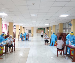 Giám sát hơn 17.000 hành khách đến TP.HCM ngày 8/5, chuyển một thuyền viên đến BV Bệnh Nhiệt đới để theo dõi